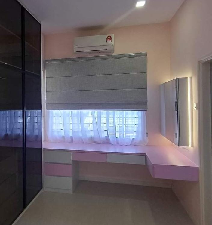 ROMAN BLINDS